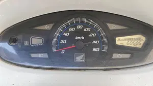 Honda PCX 125 (2009 - 13)  (5)