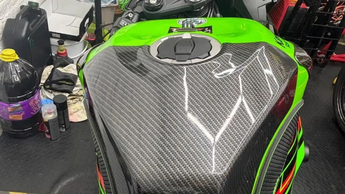 Kawasaki Ninja 636 ZX-6R (2024 - 26)  (2)