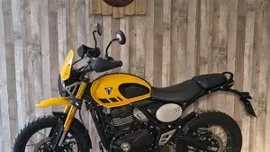 Triumph Scrambler 400 XC (2025 - 26)  (2)