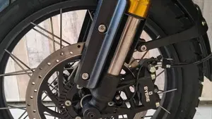 Triumph Scrambler 400 XC (2025 - 26)  (19)