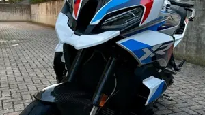 Bmw M 1000 XR (2024 - 27)  (5)