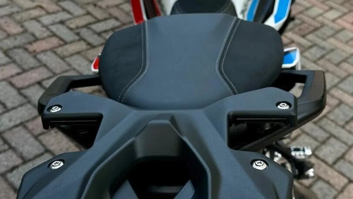 Bmw M 1000 XR (2024 - 27)  (8)
