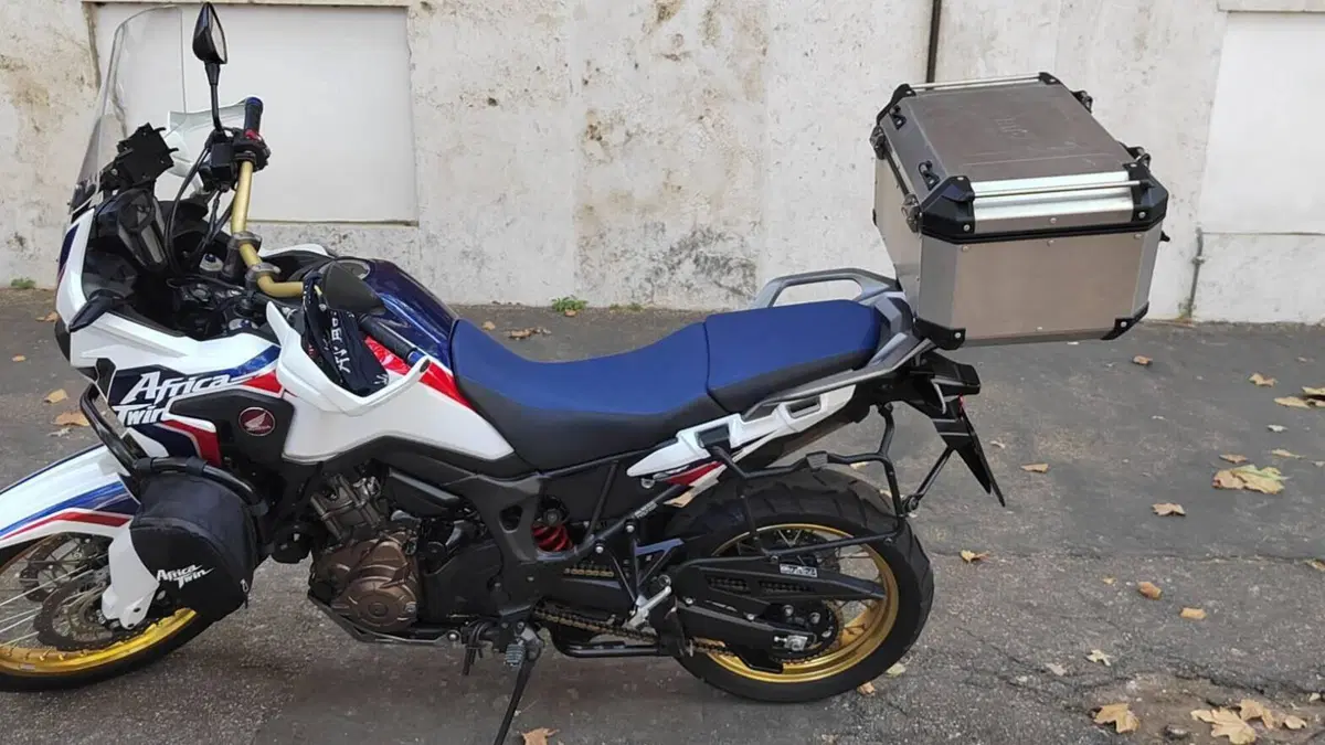 Honda Africa Twin CRF 1000L DCT ABS (2016 - 17)  (2)