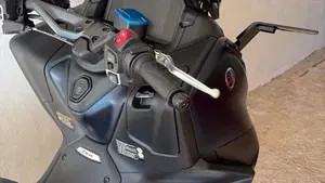 Yamaha T-Max 560 (2022 - 24)  (5)