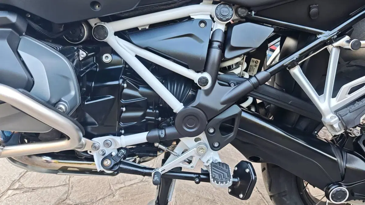Bmw R 1250 GS Adventure (2021 - 24)  (4)