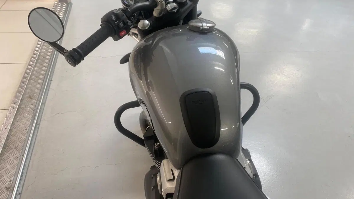 Triumph Speed Twin 1200 (2019 - 20)  (4)