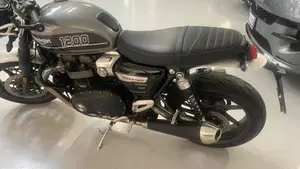 Triumph Speed Twin 1200 (2019 - 20)  (6)