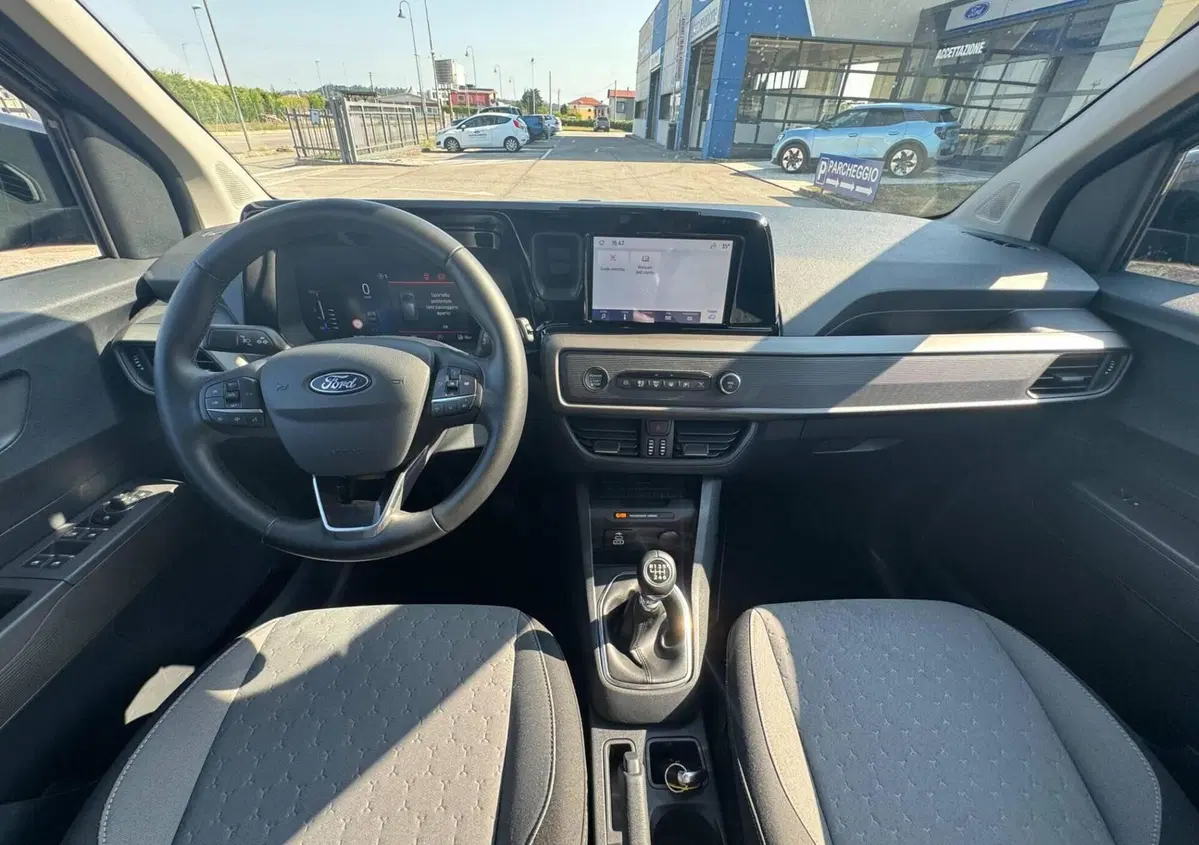 Ford Tourneo Courier 1.0 ecoboost 125cv Titanium (14)