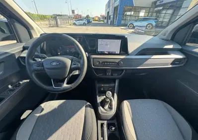 Ford Tourneo Courier 1.0 ecoboost 125cv Titanium (14)