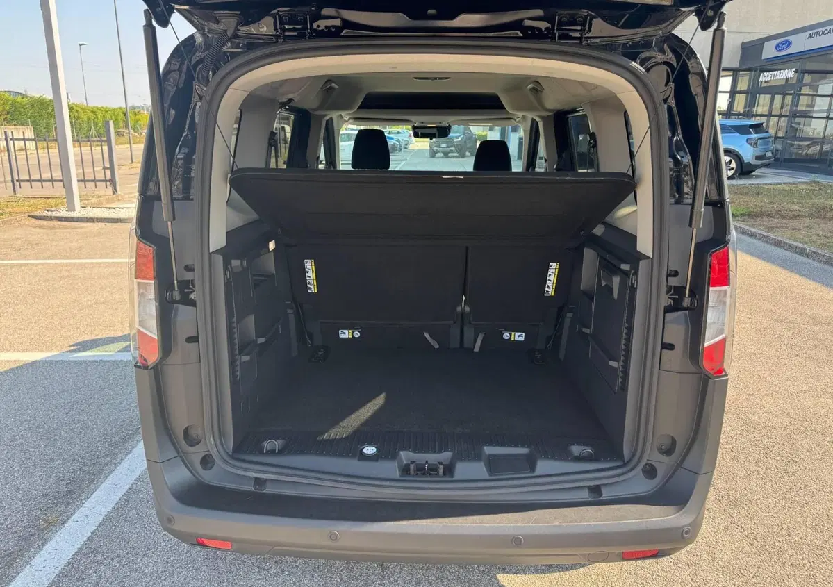 Ford Tourneo Courier 1.0 ecoboost 125cv Titanium (6)