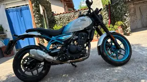 Royal Enfield Guerrilla 450 (2024 - 26)  (4)