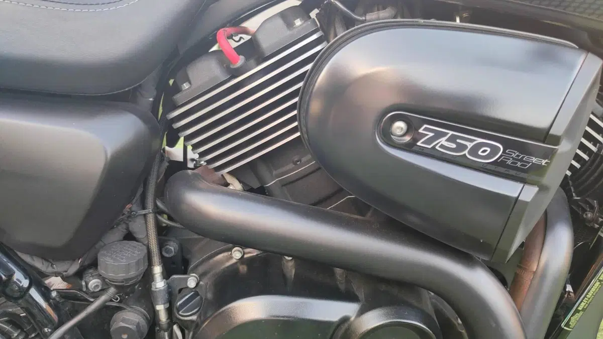 Harley-Davidson 750 Street Rod (2017 - 20) - XG 750  (3)