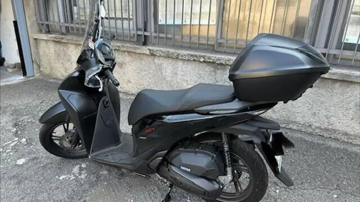 Honda SH 150i Sport (2024 - 25)  (3)