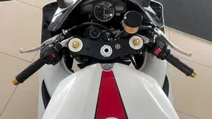 Yamaha YZF R1 (2007 - 08)  (4)