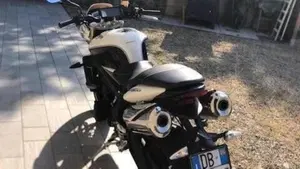Triumph Street Triple (2007 - 12)  (3)