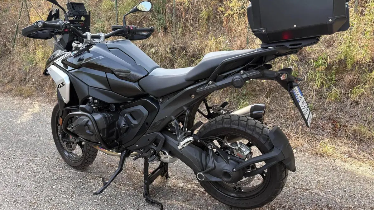 Bmw R 1300 GS Triple Black (2023 - 26)  (3)