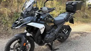 Bmw R 1300 GS Triple Black (2023 - 26)  (4)