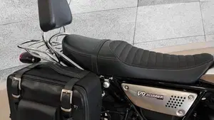 Moto Guzzi V9 Roamer (2021 - 24)  (5)