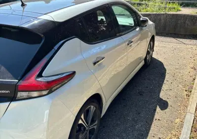Nissan Leaf N-Connecta (4)