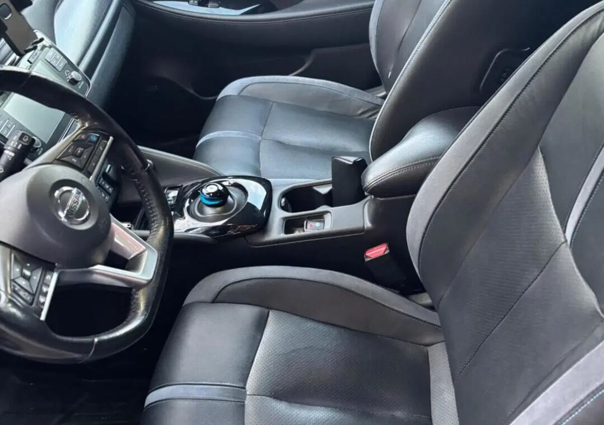 Nissan Leaf N-Connecta (6)