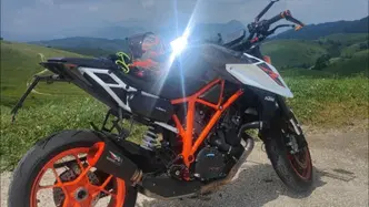 KTM 1290 Super Duke R (2019)
