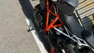 KTM 1290 Super Duke R (2019)  (12)