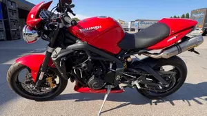 Triumph Street Triple (2007 - 12) 