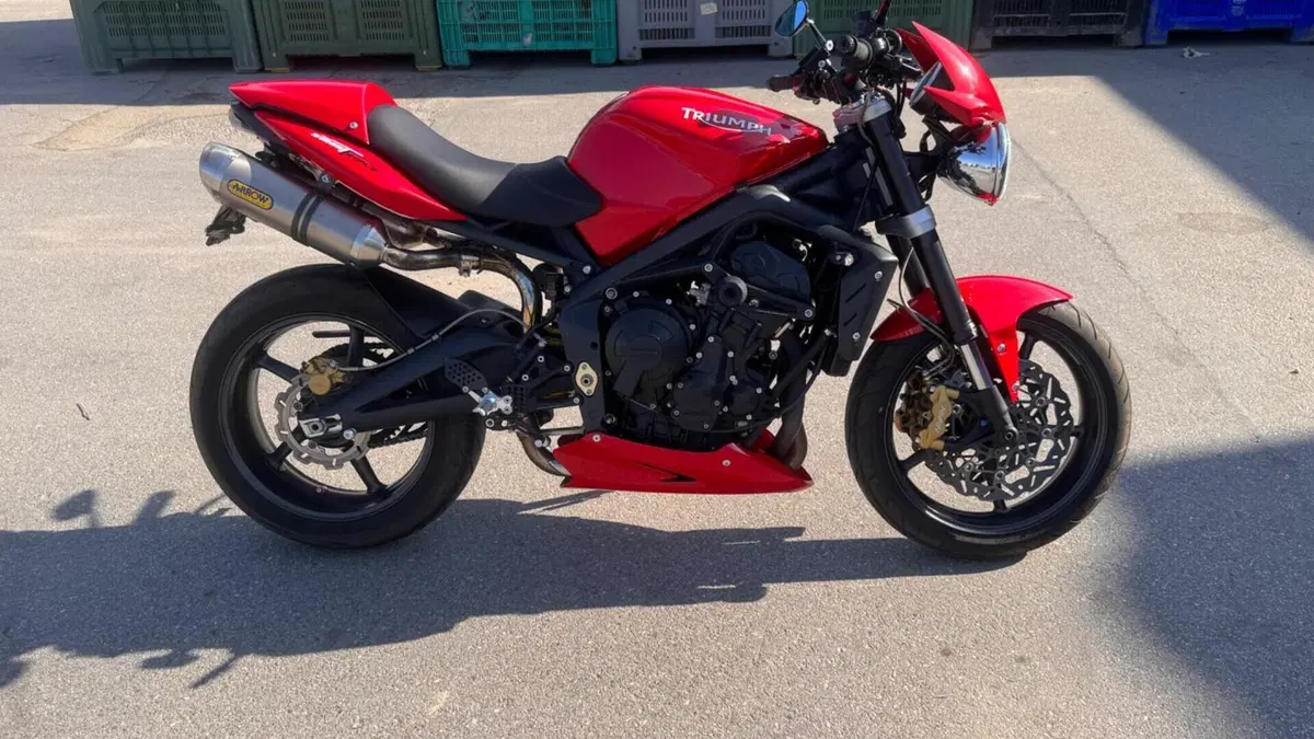 Triumph Street Triple (2007 - 12)  (14)