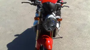 MV Agusta Brutale 750 S (2002 - 06)  (2)