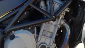 MV Agusta Brutale 750 S (2002 - 06)  (6)