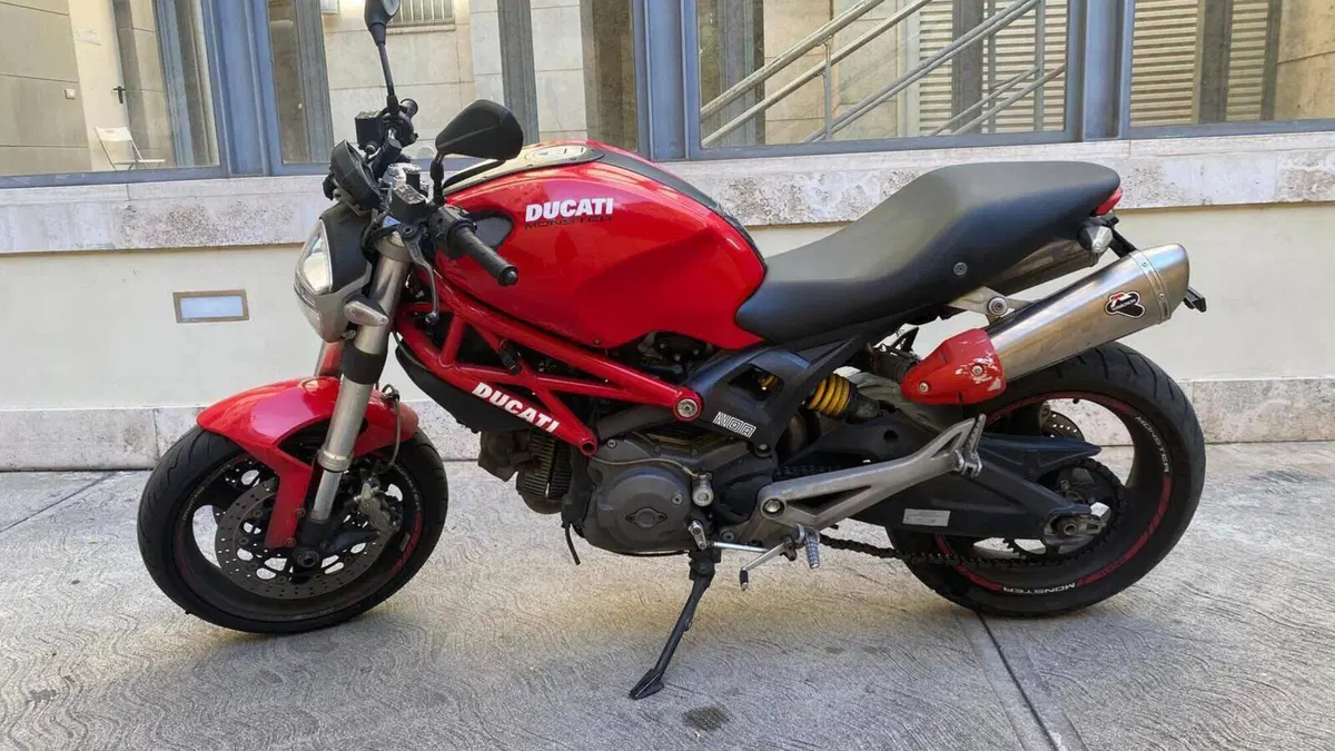 Ducati Monster 696 (2008 - 13)  (8)