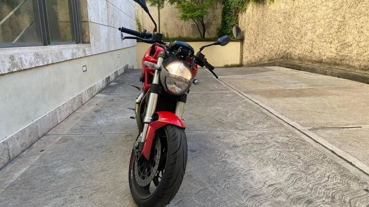 Ducati Monster 696 (2008 - 13)  (9)