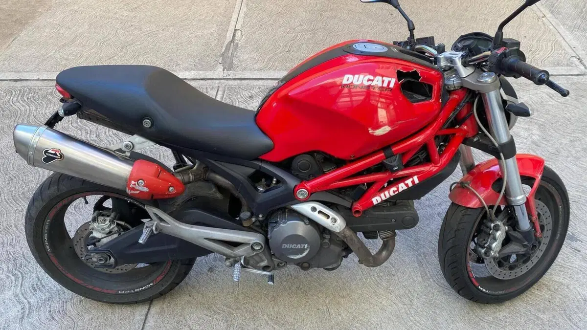 Ducati Monster 696 (2008 - 13)  (4)