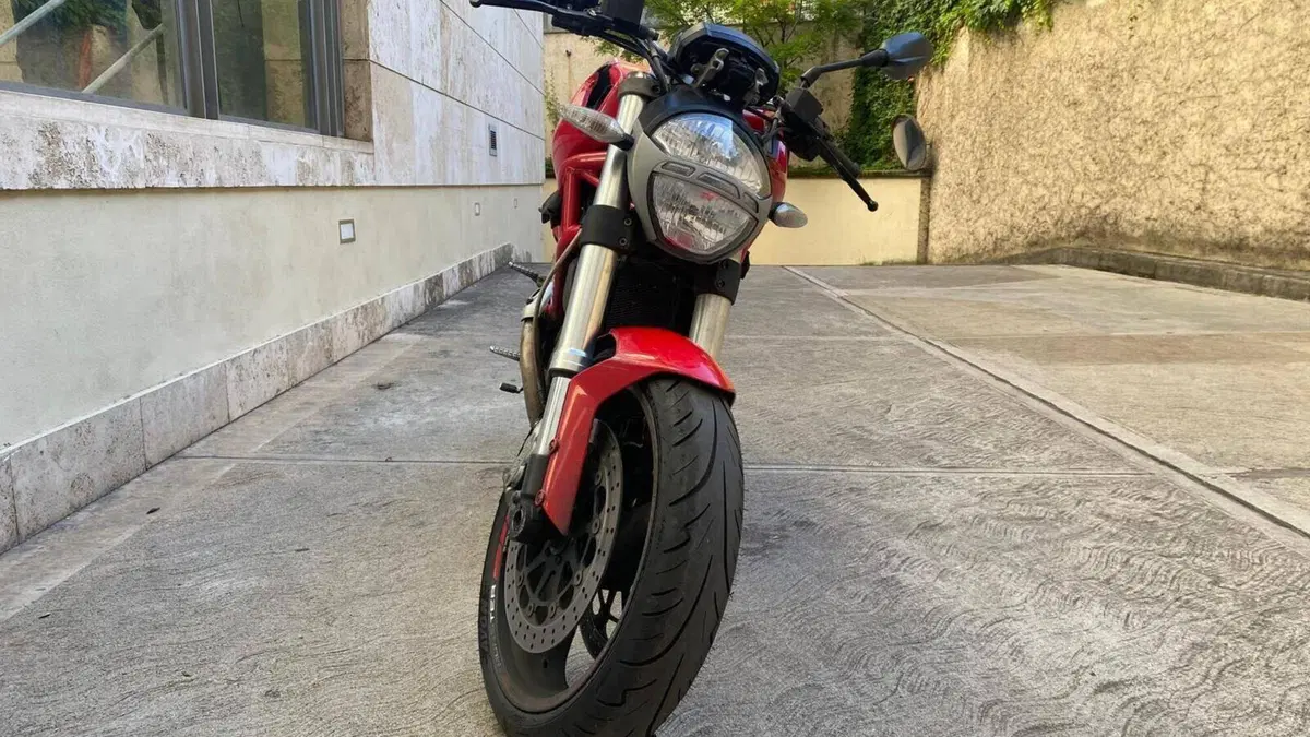 Ducati Monster 696 (2008 - 13)  (2)