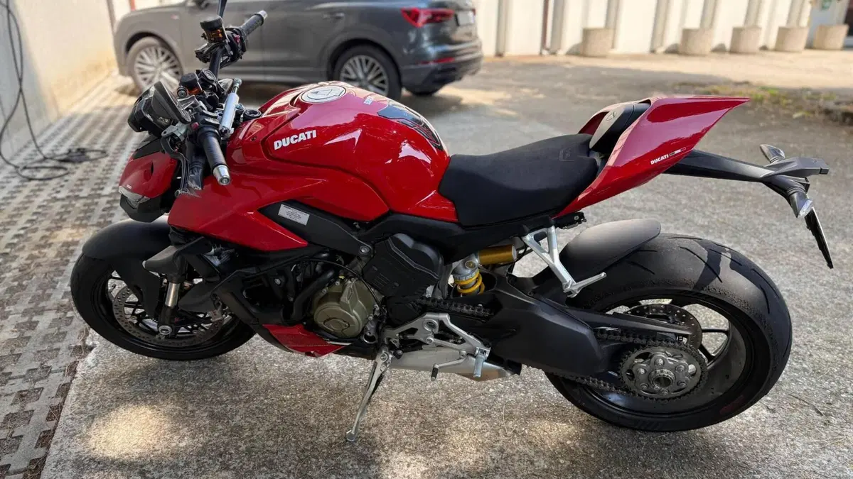 Ducati Streetfighter V4 1100 (2021 - 22)  (2)