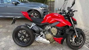 Ducati Streetfighter V4 1100 (2021 - 22)  (3)