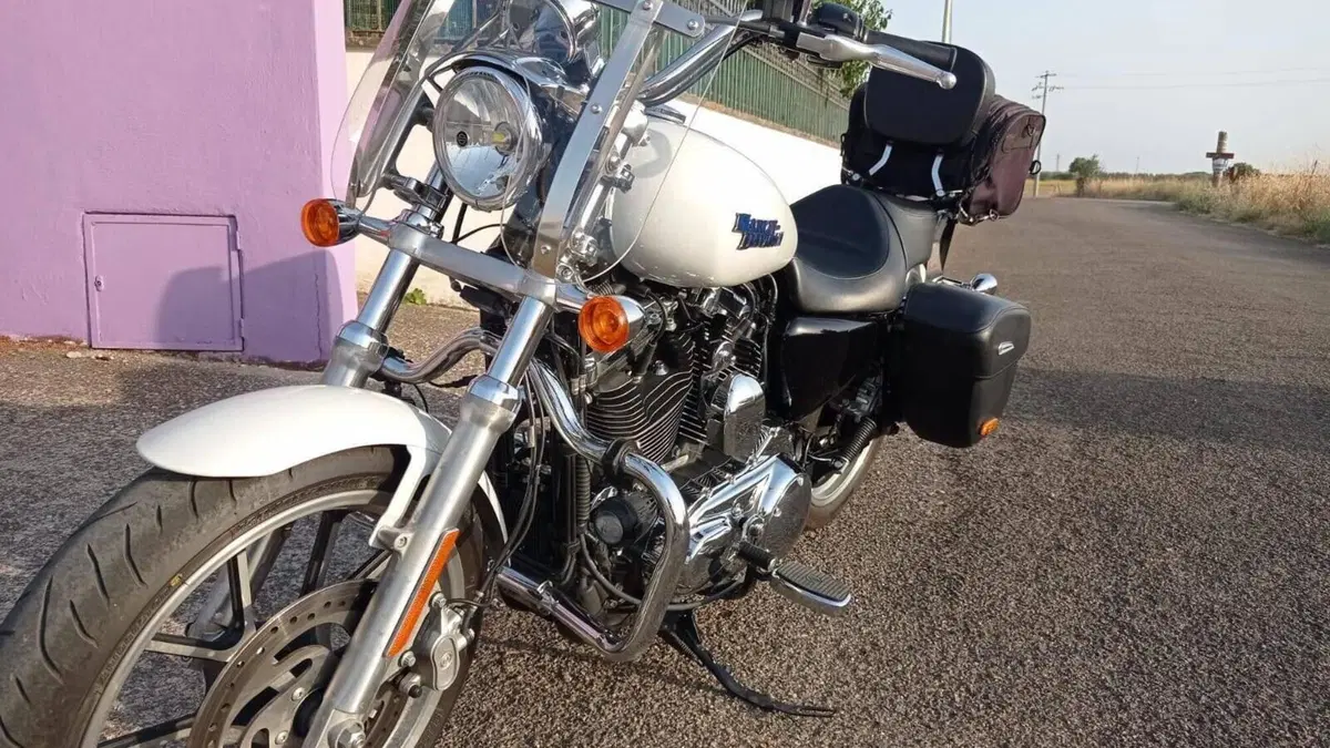 Harley-Davidson 1200T SuperLow (2017 - 20) - XL1200T  (4)