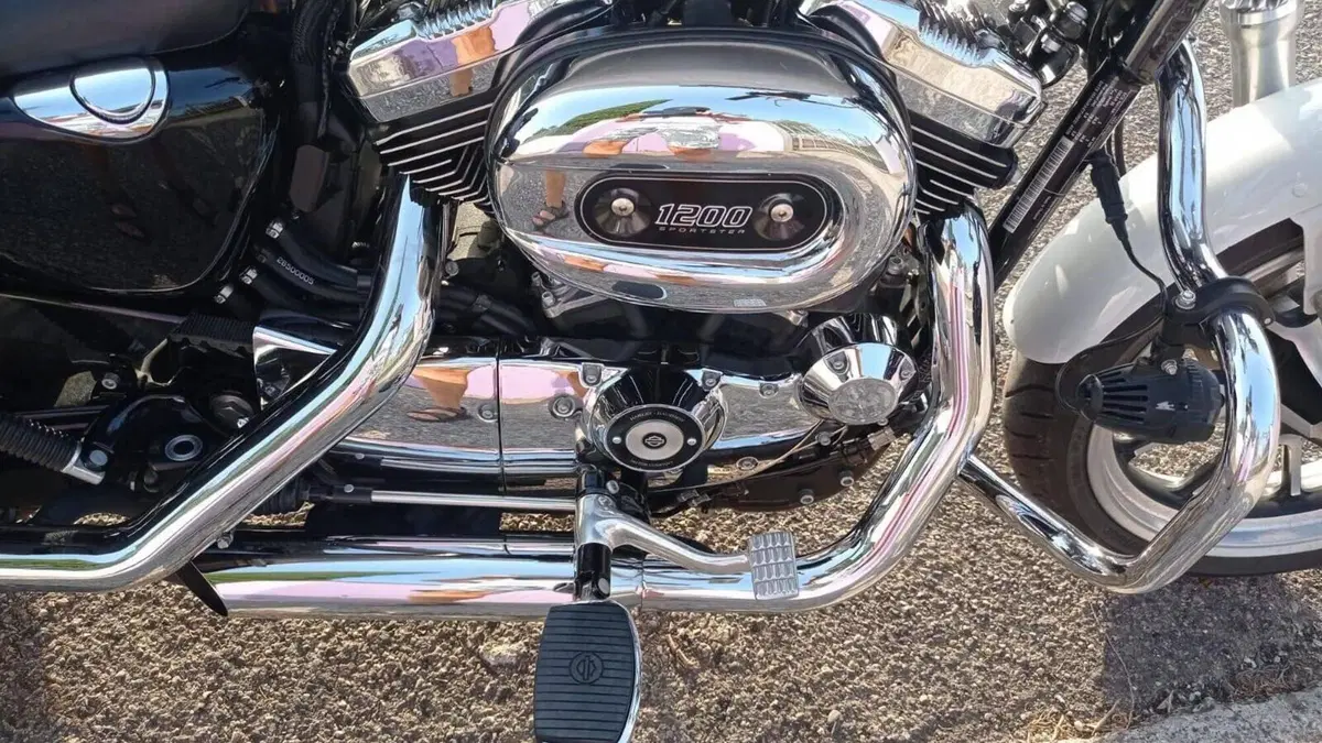 Harley-Davidson 1200T SuperLow (2017 - 20) - XL1200T  (5)