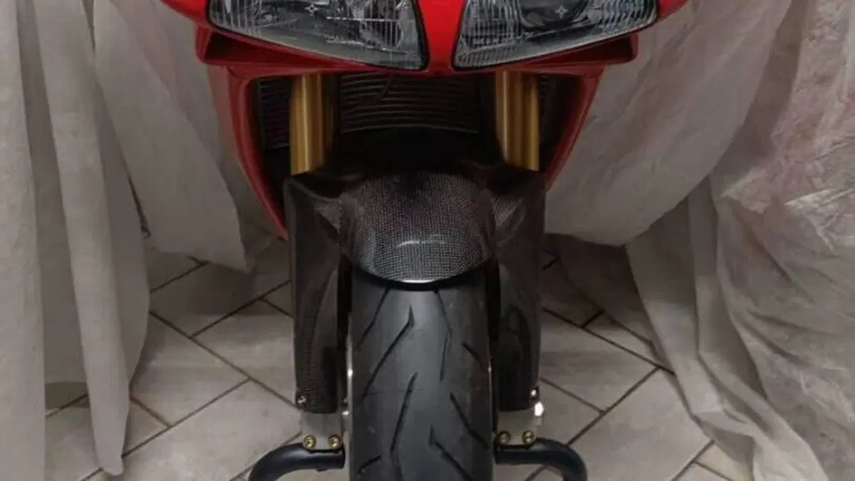 Ducati 996 R (2001) 