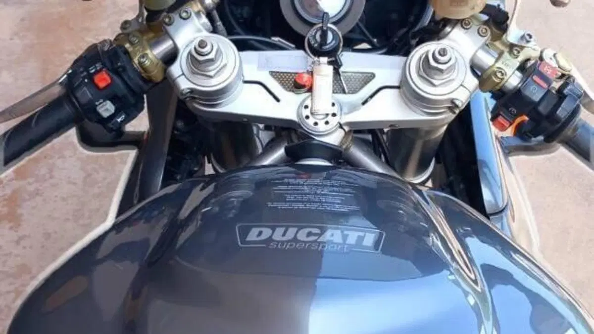 Ducati SuperSport 900 HF (1998 - 00) 