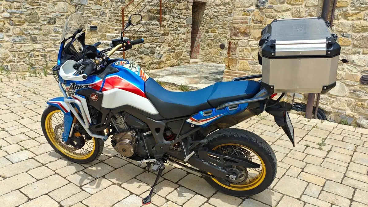 Honda Africa Twin CRF 1000L Travel Edition (2018 - 19)  (4)