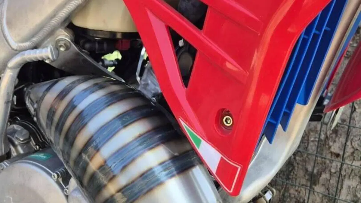 Tm Moto EN 125 ES Fi 2T (2025)  (6)