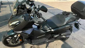 Honda ADV 350 (2022 - 24)  (2)