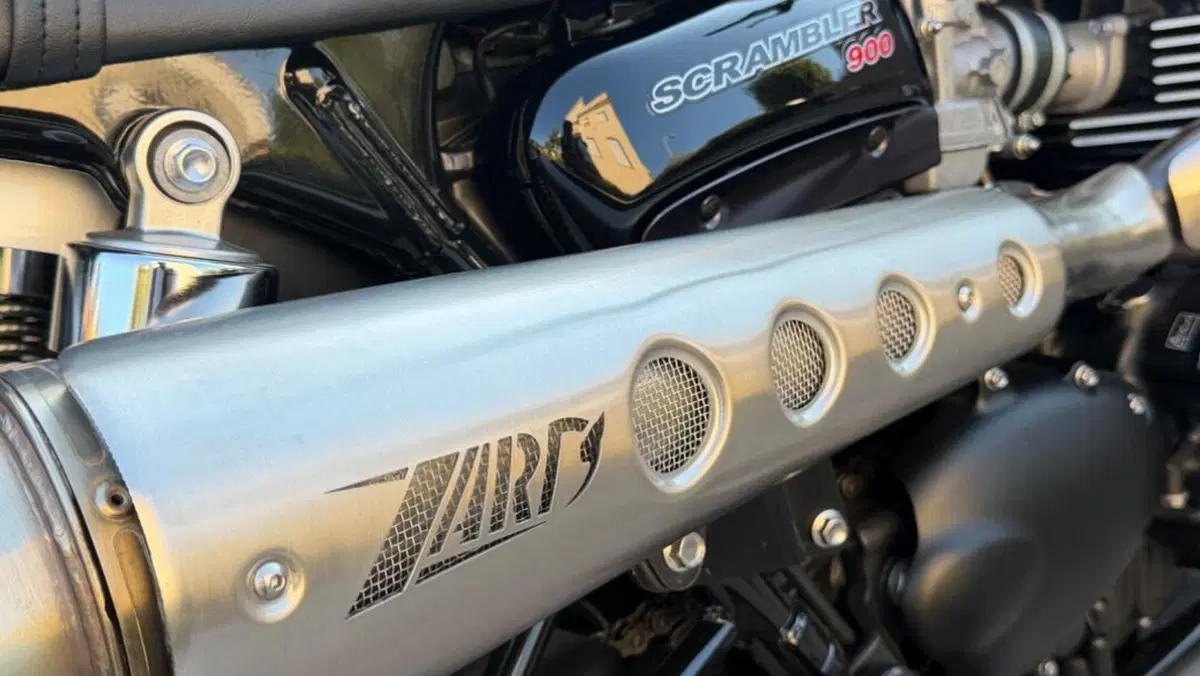 Triumph Scrambler (2006 - 17)  (2)