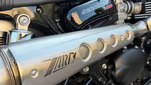 Triumph Scrambler (2006 - 17)  (2)