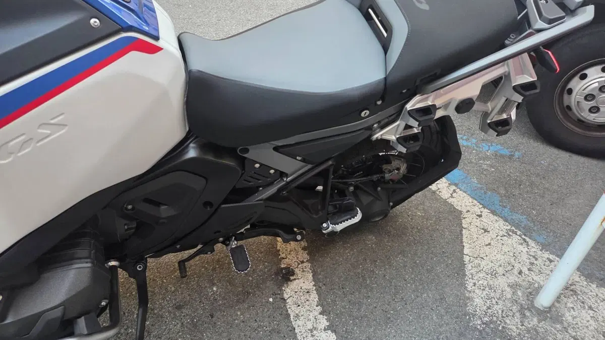 Bmw R 1300 GS Adventure Trophy (2025 - 26)  (3)