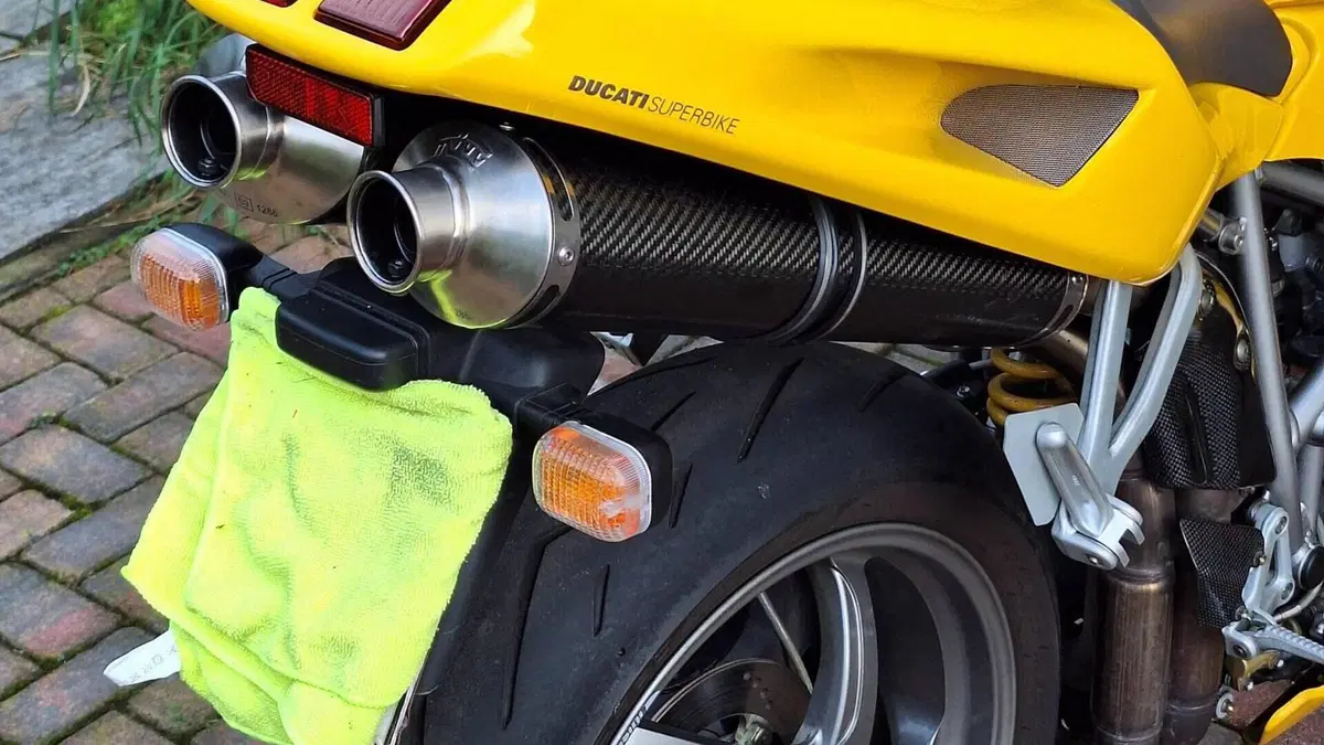 Ducati 748 S (2002 - 03)  (6)