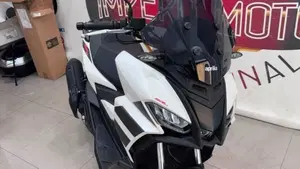 Aprilia SR GT 200 (2025 - 26) 