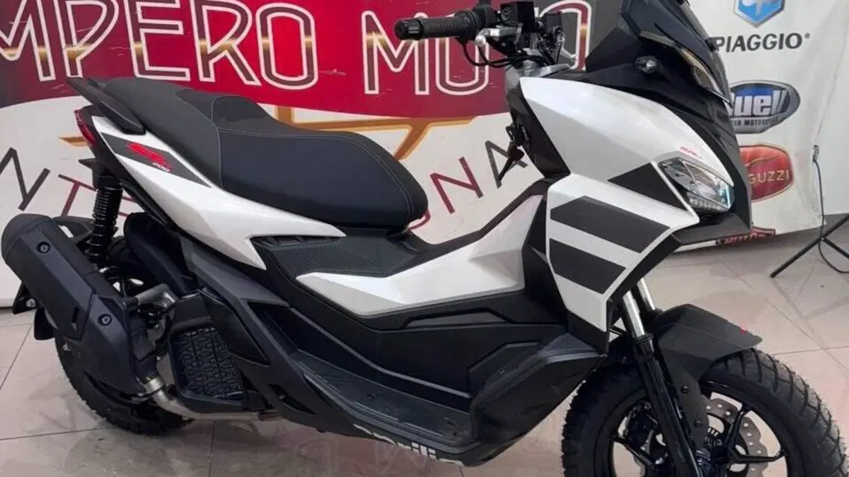 Aprilia SR GT 200 (2025 - 26)  (2)