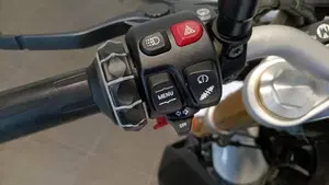 Bmw F 900 R (2021 - 24)  (9)